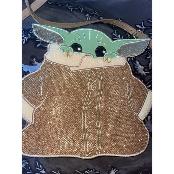 Danielle Nicole Star Wars Mandalorian Grogu Baby Yoda Crossbody Bag Purse Euc - Picture 2 of 15